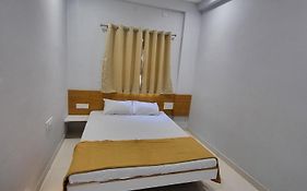 Vivanta Inn Lodge, Solapur  2* India